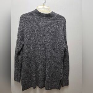 Old Navy Women's Charcoal Sweater
